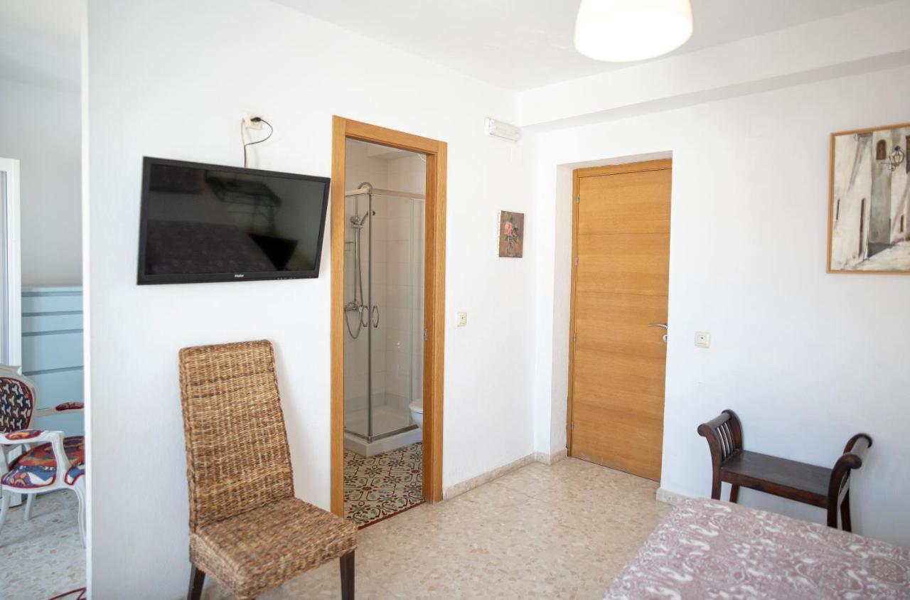 Hostal Trafalgar Barbate Exterior photo